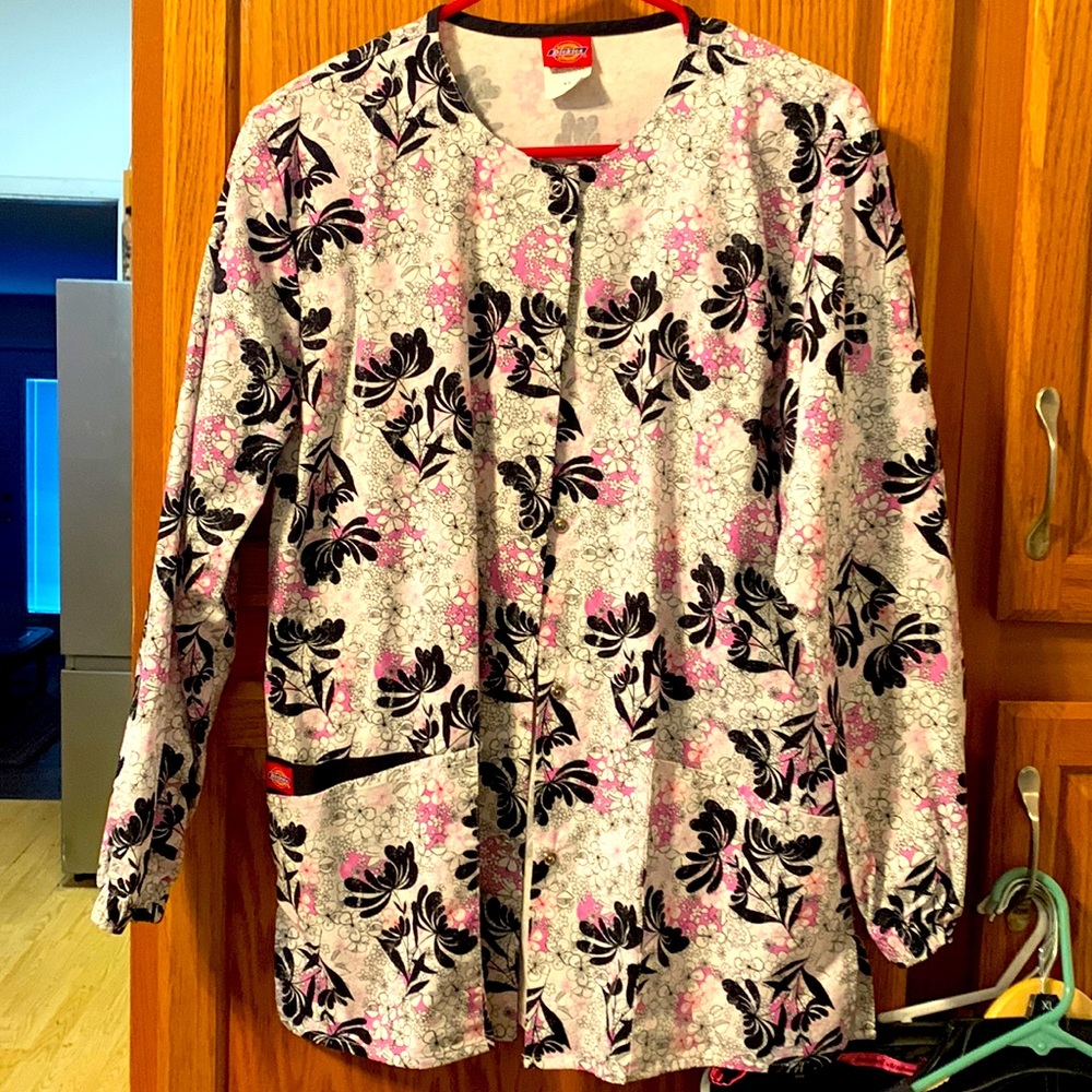 Gently used dickies Nursing jacket size extra small